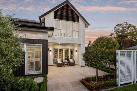 Photo of property in 128 Fendalton Road, Fendalton, Christchurch, 8052