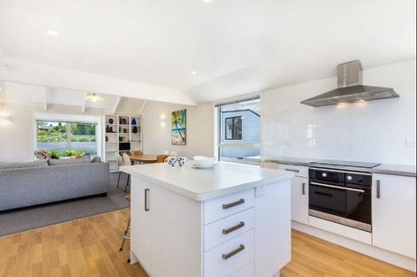 Photo of property in 112 Lake Terrace, Taupo, 3330