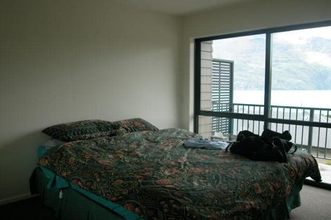 Photo of property in Arno Apartment, 5/8 Mckerrow Place, Sunshine Bay, Queenstown, 9300