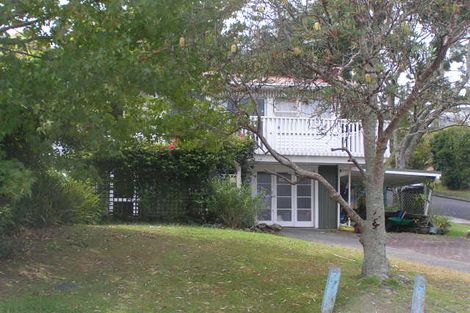 Photo of property in 30 Arrow Road, Forrest Hill, Auckland, 0620