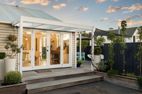 Photo of property in 21 Derby Street, St Albans, Christchurch, 8014