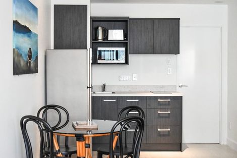 Photo of property in 6 Adams Avenue, Mount Maunganui, 3116