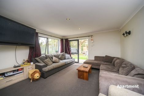 Photo of property in 4 Waicola Drive, Fitzherbert, Palmerston North, 4471