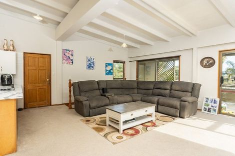 Photo of property in 16 Arawa Place, Onerahi, Whangarei, 0110