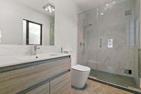 Photo of property in 13c Edinburgh Avenue, Rosehill, Papakura, 2113