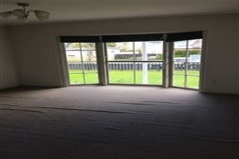 Photo of property in 8 Cargill Street, Papakura, 2110