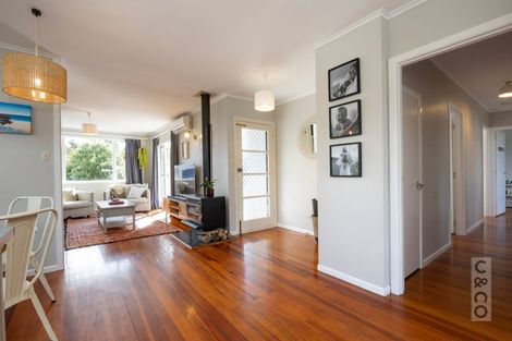 Photo of property in 17 Tapu Road, Huapai, Kumeu, 0810
