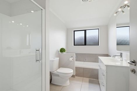Photo of property in 21 Macdonald Heights, Feilding, 4702