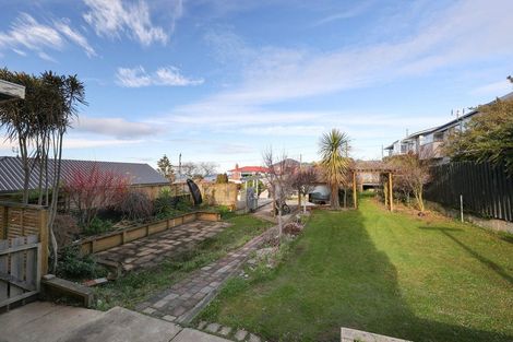 Photo of property in 11 Earls Road, Saint Clair, Dunedin, 9012