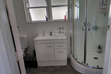 Photo of property in 30 Mana Esplanade, Paremata, Porirua, 5026