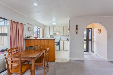 Photo of property in 2 Iti Street, Otaki, 5512