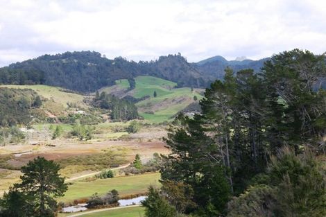 Photo of property in 2 Mason Rise, Tairua, 3508