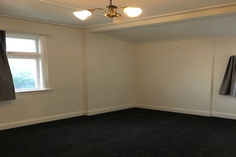 Photo of property in 46 Queens Drive, Lyall Bay, Wellington, 6022