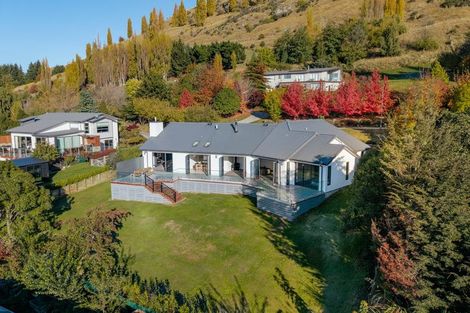 Photo of property in 4 Lindmore Lane, Lower Shotover, Queenstown, 9371
