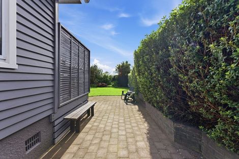 Photo of property in 327 Carrington Street, Vogeltown, New Plymouth, 4310
