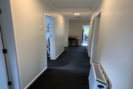 Photo of property in 4 Bright Way, Lower Vogeltown, New Plymouth, 4310