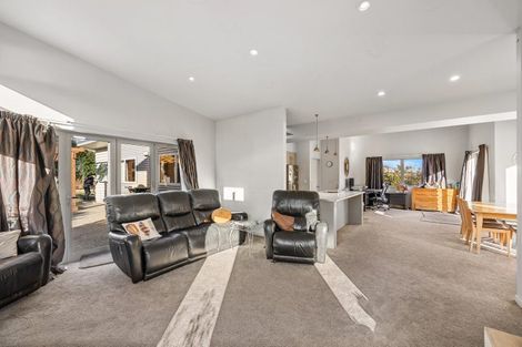 Photo of property in 7 Ellie Place, Lake Hawea, Wanaka, 9382