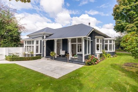 Photo of property in 80 Holly Road, St Albans, Christchurch, 8014