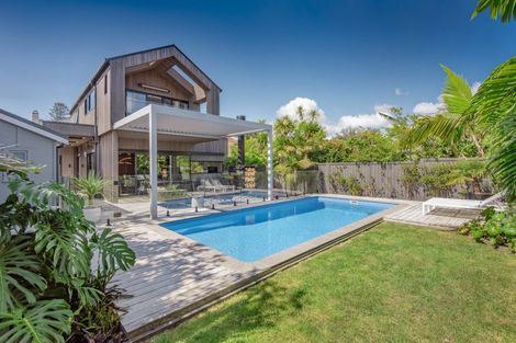 Photo of property in 11 Cheltenham Road, Devonport, Auckland, 0624