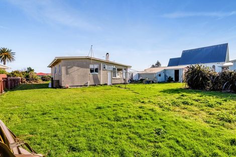 Photo of property in 139 Tasman Street, Opunake, 4616