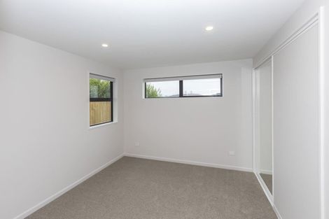 Photo of property in 2 Lussa Close, Broomfield, Christchurch, 8042