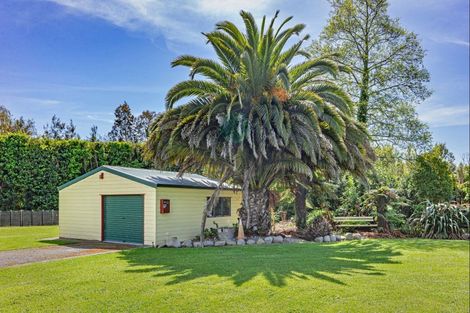 Photo of property in 9 Tui Glen Drive, Levin, 5571