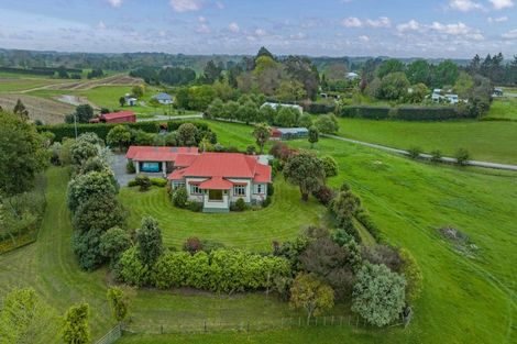 Photo of property in 18 Heatherlea Road West, Levin, 5575