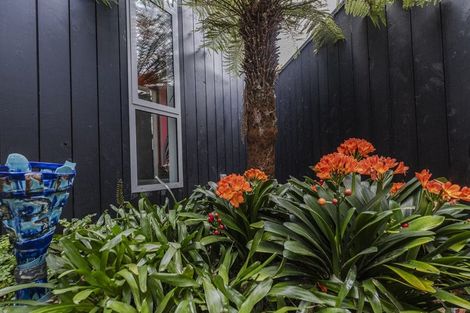 Photo of property in 118 Ngarara Road, Waikanae, 5036