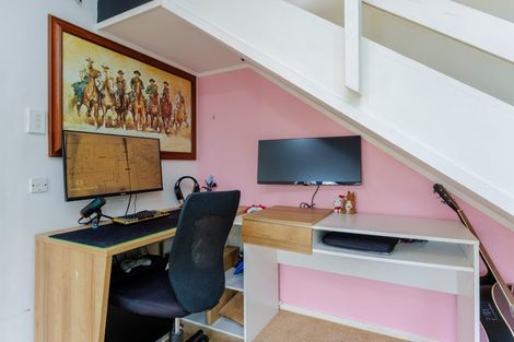 Photo of property in 15/65 Rangatira Road, Beach Haven, Auckland, 0626