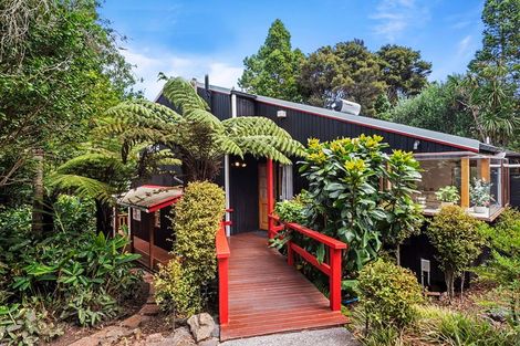 Photo of property in 20 Barlow Place, Chatswood, Auckland, 0626