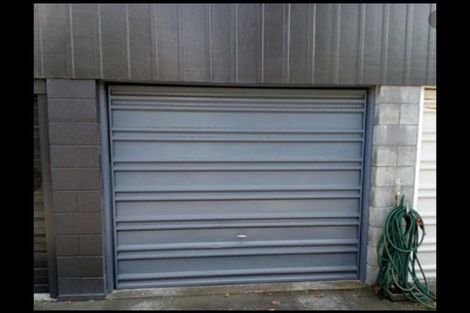 Photo of property in 1/378 Devon Street East, Strandon, New Plymouth, 4312