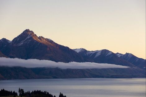 Photo of property in 8 Peregrine Place, Queenstown, 9300