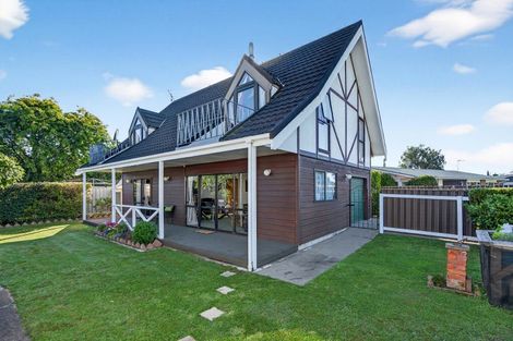 Photo of property in 1 Hornsby Street, Carterton, 5713