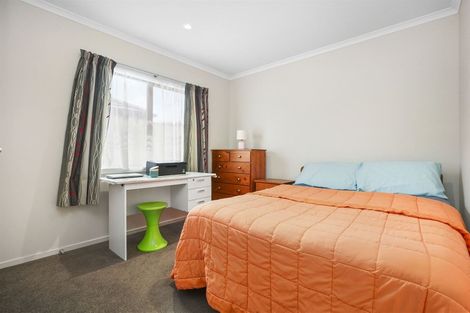 Photo of property in 20 Southbrook Close, Glenview, Hamilton, 3206