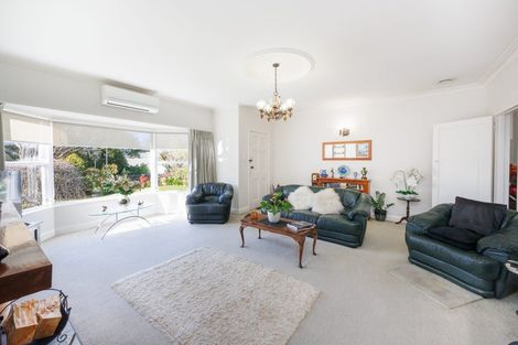 Photo of property in 21 Karina Terrace, Roslyn, Palmerston North, 4414