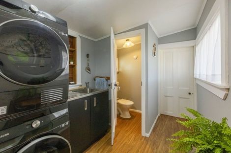 Photo of property in 15 Watts Street, Waipawa, 4210