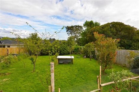 Photo of property in 20 Craigbank Avenue, New Lynn, Auckland, 0600
