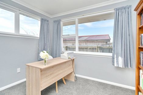Photo of property in 6 Fairmont Place, Hornby, Christchurch, 8042