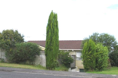 Photo of property in 8 Redwood Drive, Massey, Auckland, 0614