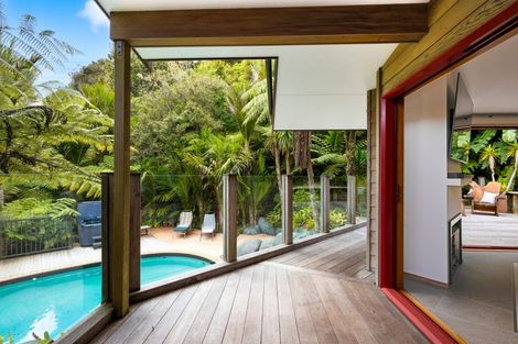 Photo of property in 54 Waiwhiu Road, Dome Valley, Warkworth, 0981