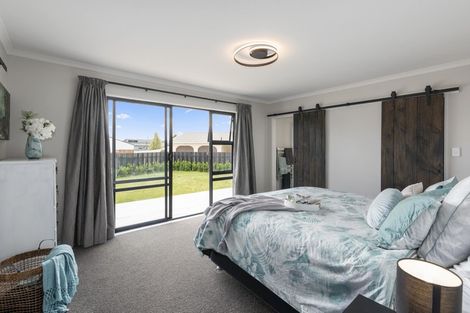 Photo of property in 12 Te Kama Street, Levin, 5510