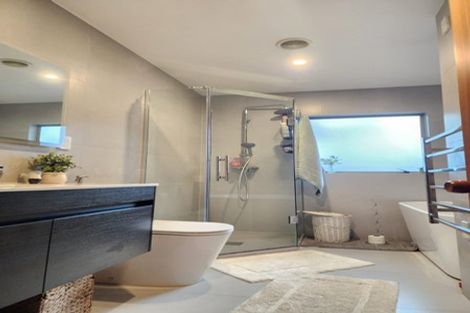 Photo of property in 1/8 Ramsgate Terrace, Mairangi Bay, Auckland, 0630
