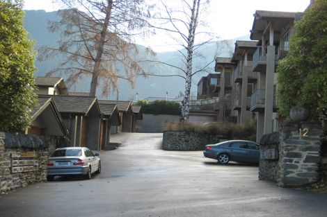Photo of property in The Woods, 7/12 Dublin Street, Queenstown, 9300