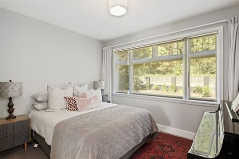 Photo of property in 215 Centaurus Road, Saint Martins, Christchurch, 8022