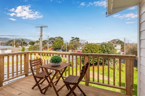 Photo of property in 55 Martin Road, Paraparaumu Beach, Paraparaumu, 5032