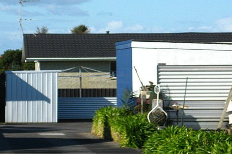 Photo of property in 19a Mayfair Place, Westown, New Plymouth, 4310