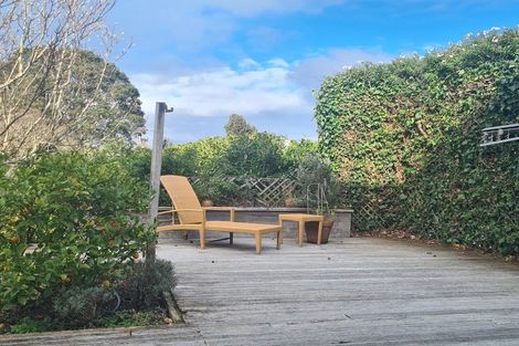 Photo of property in 66 Simla Crescent, Khandallah, Wellington, 6035