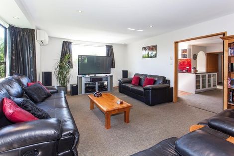 Photo of property in 40 Ben Nevis Drive, Broomfield, Christchurch, 8042