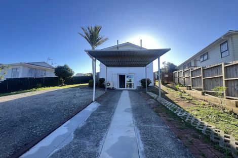 Photo of property in 24 Catkin Crescent, Papatoetoe, Auckland, 2025