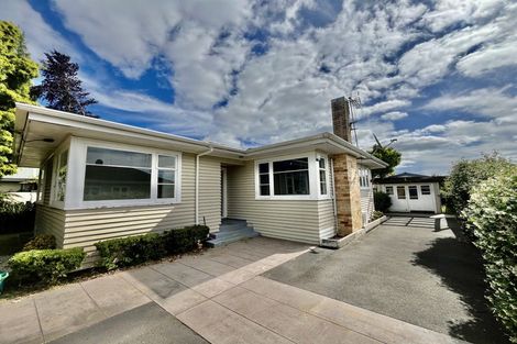 Photo of property in 17 Fox Street, Hamilton East, Hamilton, 3216